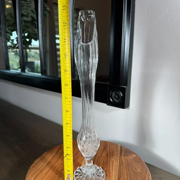 Vintage Clear Ribbed Glass Bud Vase — Scalloped Base - Picture 7 of 7